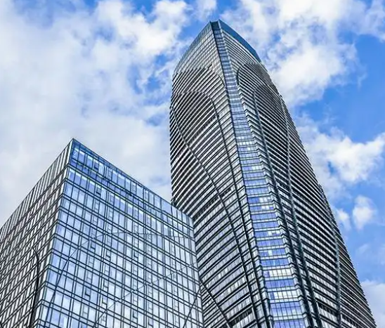 西安高隔断选材指南：玻璃办公高隔与传统隔墙的对比分析